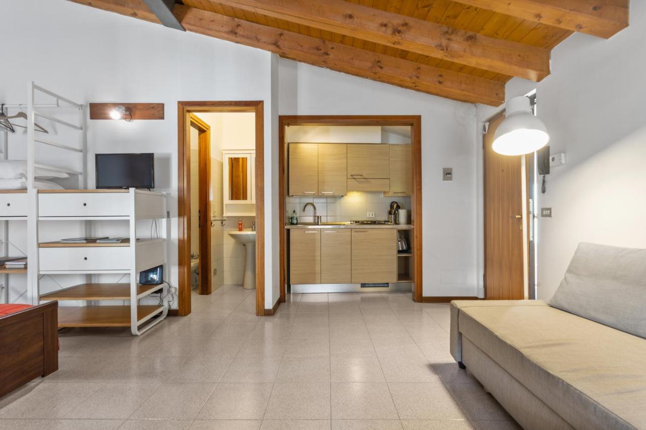 Appartamento Carega - Affitti Brevi Italia Verona Exterior foto